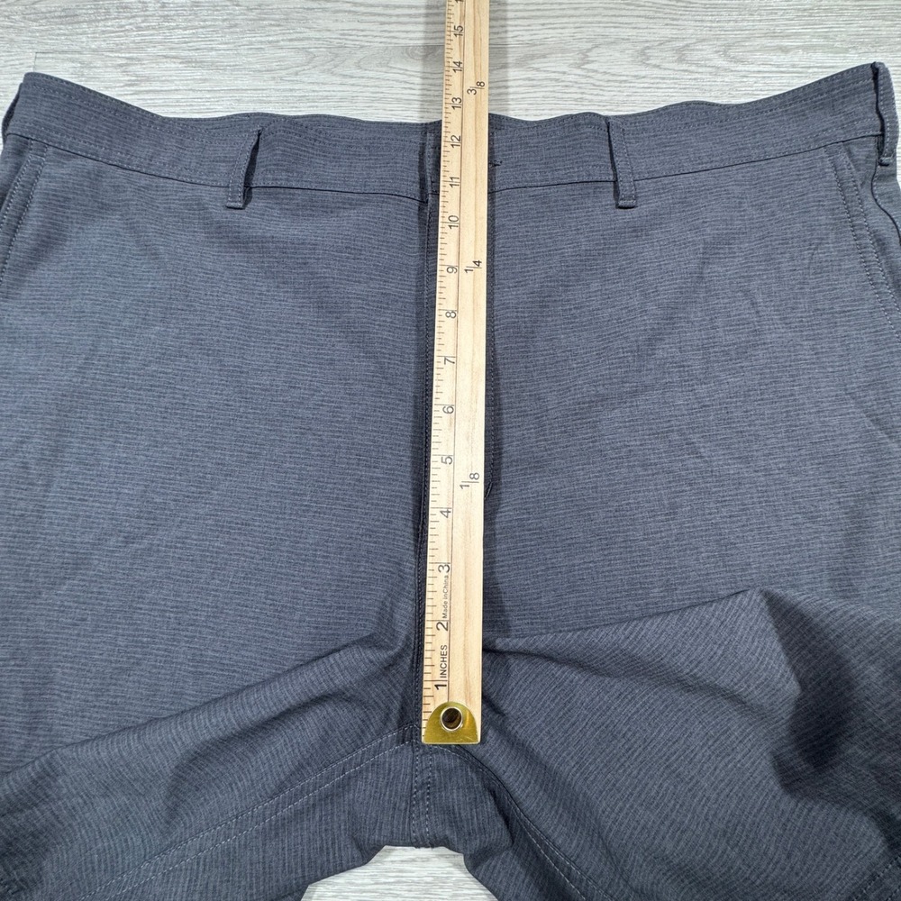 PGA Tour Men's Golf Shorts Gray Size 40 Flat Front Stretch Performance - Picture 4 of 8